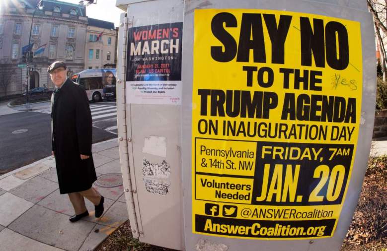 Los carteles que anuncian las distintas protestas en Whashington, D.C. (Getty Images)