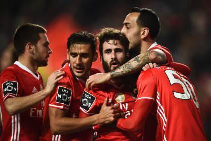 Cómo Ver Benfica vs. Borussia Dortmund en Vivo por Internet y Móvil Gratis