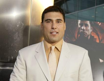 ¿Eduardo Yañez está enfermo?