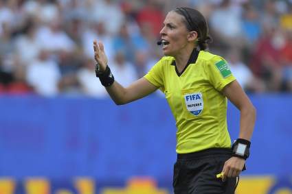 Una mujer será el árbitro de la final de la Supercopa de Europa: ¿quién es?