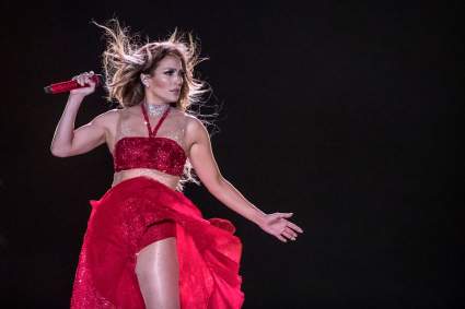 J.Lo se pone muy cariñosa con Mr. Bruce: ¿quién es?