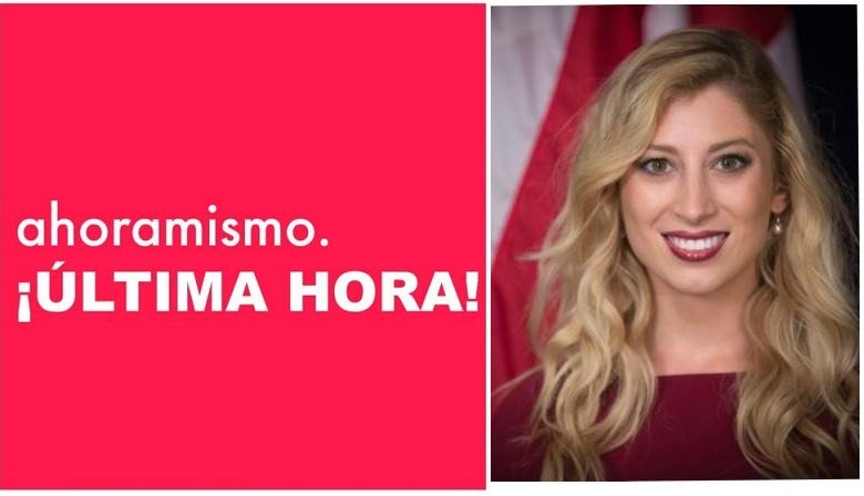 ¿Quién es la rubia sentada detrás de Steve Castor en el juicio a Trump?