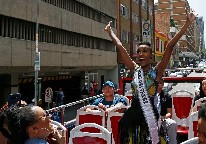 Miss Universo, Zozibini Tunzi, se muestra en llamativo bikini