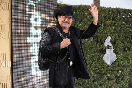 Arman tremendo fiestón para el nieto y el hijo de Joan Sebastian: ¿en el encierro?