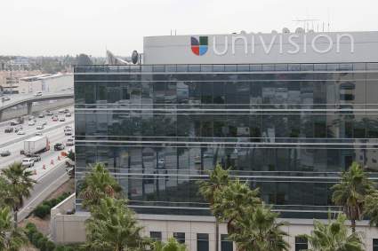 Univisión confirma que despedirá a más empleados: “(vamos a) reducir nuestra fuerza laboral”