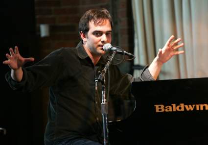 Murió Adam Schlesinger por coronavirus: ¿cómo murió el cantante?