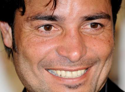 Chayanne desata suspiros en su cumpleaños 52