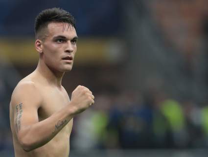 ¿Quién es la novia instagramer de Lautaro Martínez que calienta las redes con sensuales fotos?