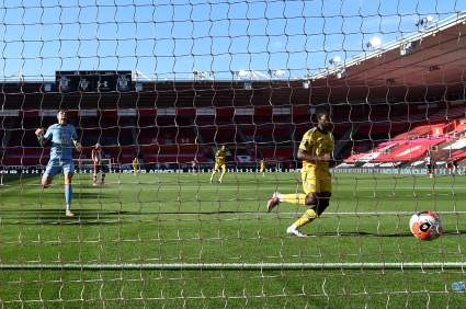[VIDEO] Papelón de Alex McCarthy: el increíble error del portero de Southampton para regalarle el gol a Arsenal