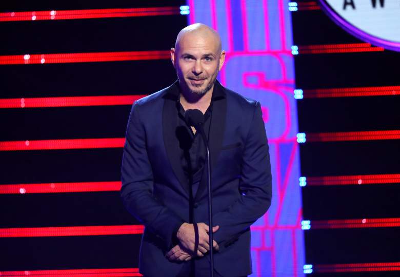 Pitbull y Univision se unen por los estudiantes hispanos: ¿Por qué?