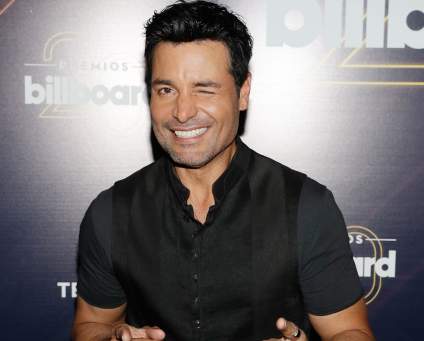 ¡10 Famosos de 50 años de edad que lucen sexy!