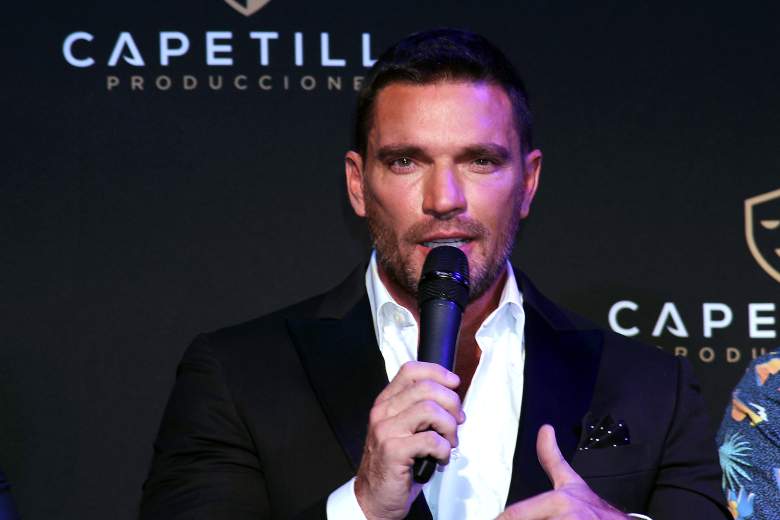 [VIDEO] Julián Gil se le arrodilló a su novia: ¿Le dio el anillo?