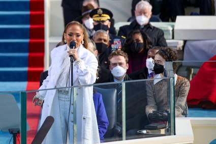 Jennifer López cantó así en la inauguración de Biden: ¡Y habló en español!: [VIDEO]