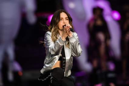 ¿Belinda no se baña? Todo sobre la última polémica