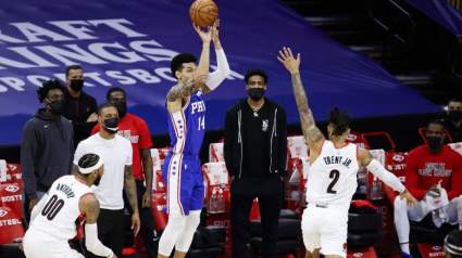 [VIDEO] El precioso gesto de este jugador de la NBA con una abuelita de 94 años