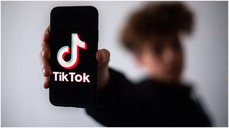 Sesión de fotos pre-boda con temática de esclavitud fue revelada en TikTok