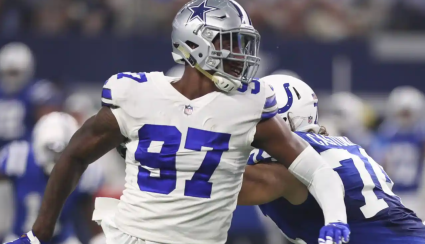 Los Packers recibieron a ex liniero defensivo de los Cowboys