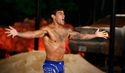 ¿Por qué todos están mirando las piernas a Kelvin Rentería: ¿Habías visto este detalle?