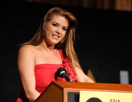 Alicia Machado confirma romance y sus fans se preocupan