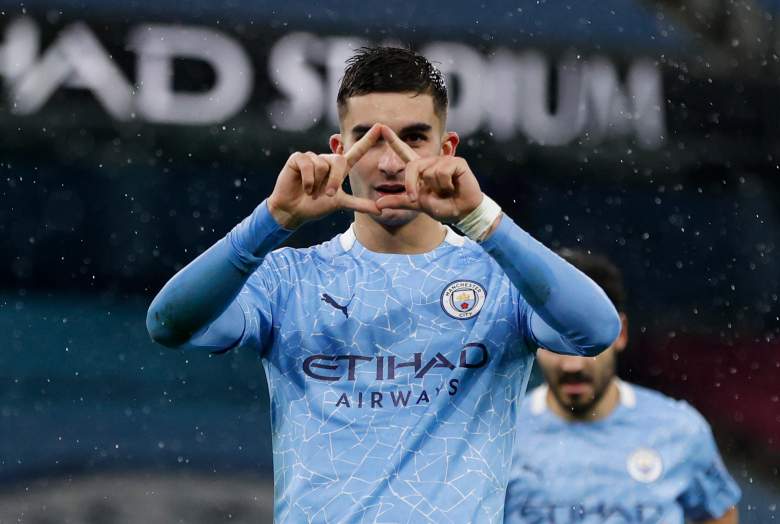 Ferran Torres de Manchester City celebra después de anotar el segundo gol de su equipo durante el partido de la Premier League entre Manchester City y Newcastle United en Etihad Stadium el 26 de diciembre de 2020 en Manchester, Inglaterra.