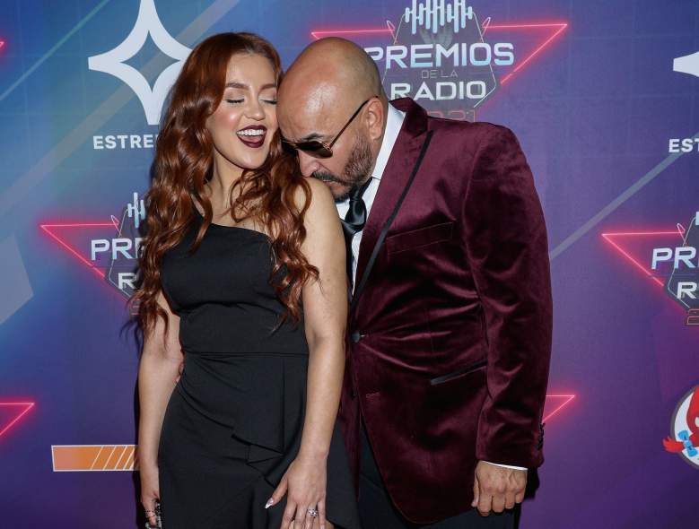 Lupillo rivera celebro cumpleaños de su esposa