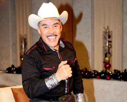 Juan Rivera se refiere a denuncia por acoso sexual contra su padre ¿Cree en su inocencia?