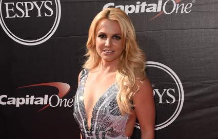 Ex de Britney Spears publica videos de la cantante gritando a sus hijos