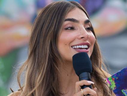 Alejandra Espinoza conductora del programa “Mi famoso y yo”: ¿De qué trata?