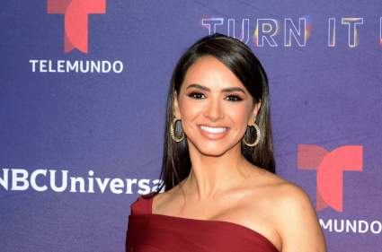 Ana Jurka se despide de ‘En Casa con Telemundo’ entre mariachis y muchas lágrimas