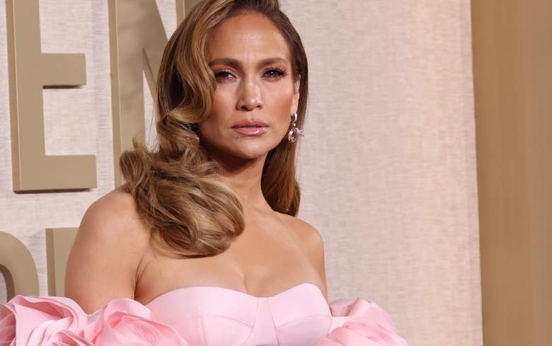 Diseñador del vestido de JLo en los Globos de Oro 2024