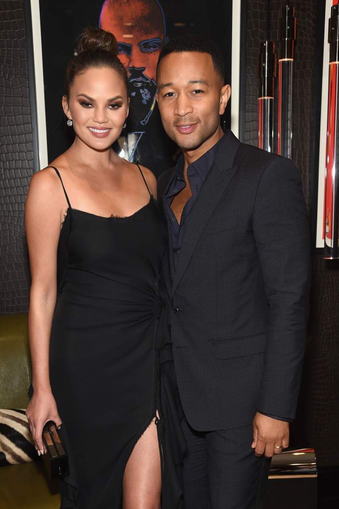 John Legend Wife, Chrissy Teigen John Legend Wife, who is John legend's Wife, who is John Legend Married to, John Legend and Chrissy Teigen