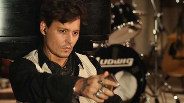 Queenie Eye Video Celebrities, Paul McCartney Queenie Eye Music Video, Johnny Depp Queenie Eye, Meryl Streep Queenie Eye, Kate Moss Queenie Eye, Chris Pine Queenie Eye, Jeremy Irons Queenie Eye