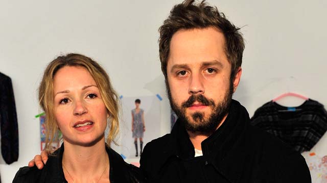 beck on snl, snl musical guest, jim parsons snl, marissa ribisi beck