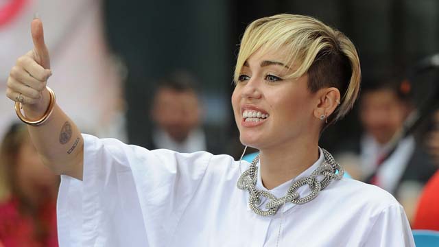 Miley Cyrus Quits Acting, Miley Cyrus The Movement Quits Acting