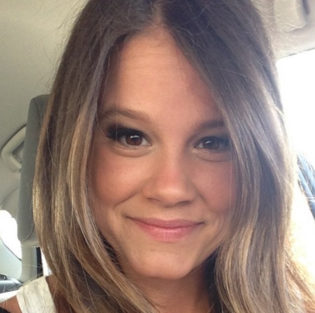 Sosie Bacon, Kevin Bacon's Daughter Sosie, Kyra Sedgwick's Daughter Sosie, Miss Golden Globe 2014 Sosie Bacon, Miss Golden Globes 2014 Sosie Bacon, Sosie Bacon Photos, Sosie Bacon Pics, Sosie Bacon Twitter, Sosie Bacon Facebook, Sosie Bacon Instagram, Sosie Bacon Singing