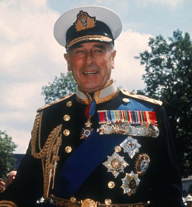 Royal Baby, King George, Heir, Heir to Throne, Prince George, Lord Louis Mountbatten, Prince Philip, Uncle, 43rd English monarch, Great Great Grandfather, George VI, George VII, George Alexander Louis, Prince George Alexander Louis of Cambridge, Queen Elizabeth, Kate Middleton, Prince William, Kensington Palace, Duchess Kate, 