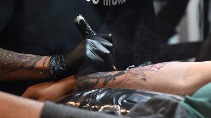 4 ‘Teen Mom’ Miembros de fundición toman amistad al siguiente nivel con tatuajes emparejados