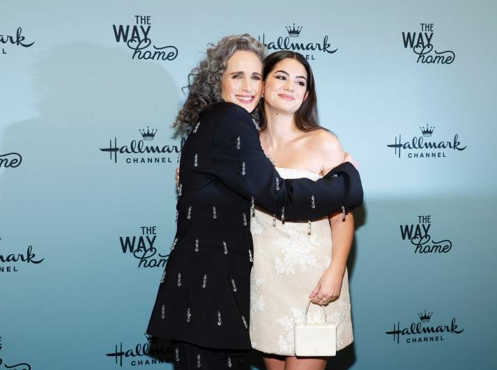 Andie MacDowell, Sadie Laflamme-Snow