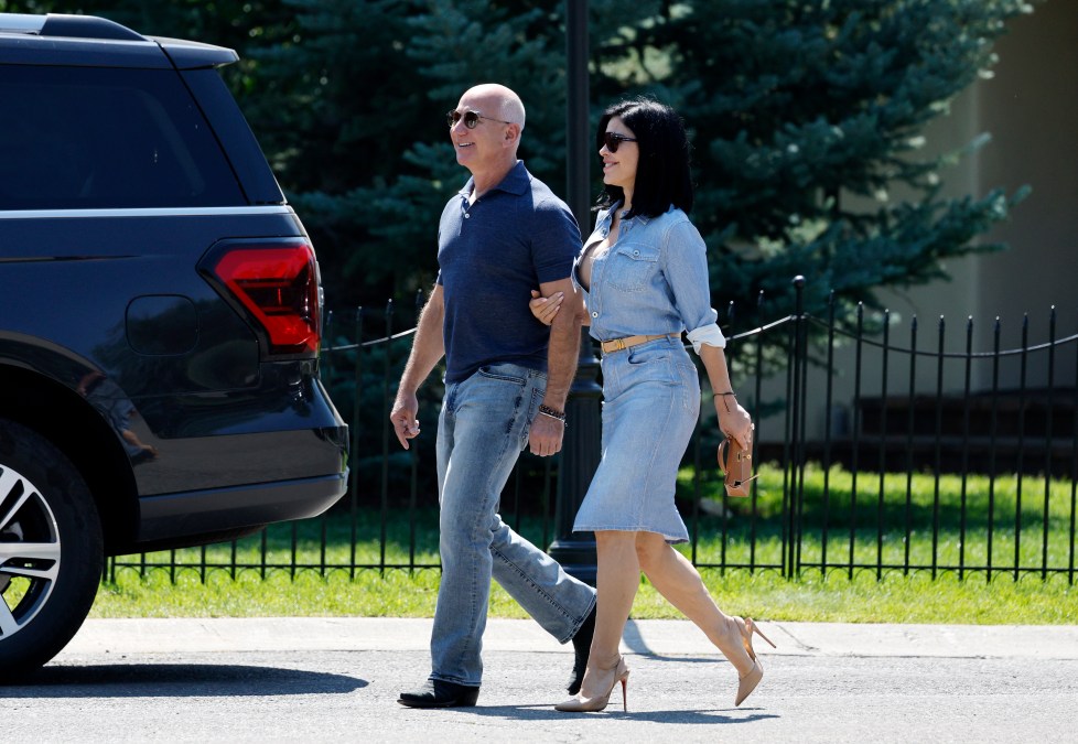 jeff bezos lauren sanchez