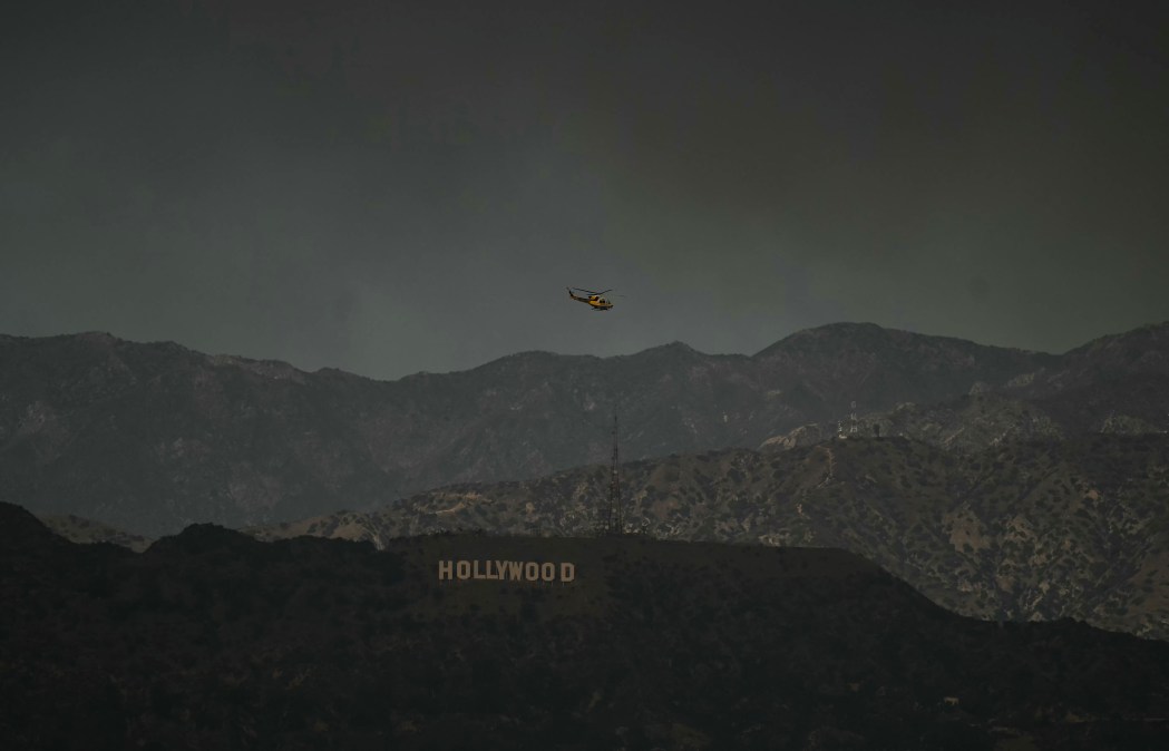 hollywood sign