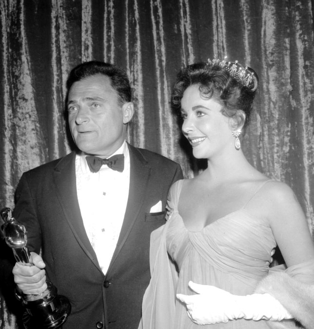 elizabeth taylor oscars