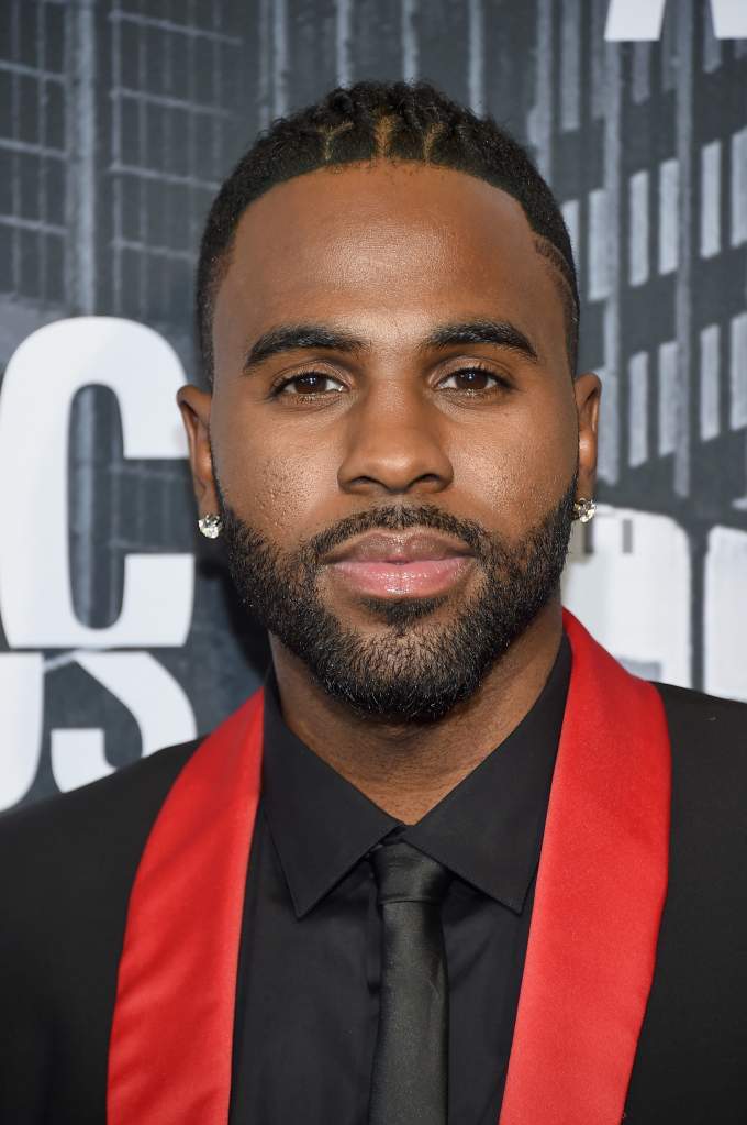 CMT Music Awards, CMT Music Awards 2017, CMT Music Awards 2017 Red Carpet, CMT Music Awards 2017 Best Dressed Photos