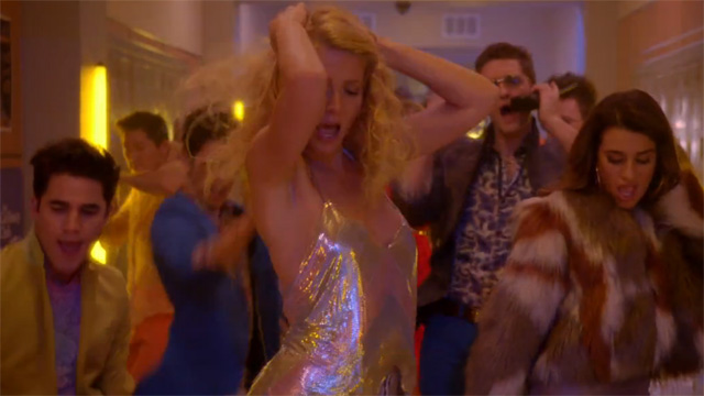 glee 100 part 2, glee gwyneth paltrow, santana and rachel, puck and quinn kiss