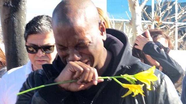 Paul Walker Funeral, Paul Walker Funeral Arrangements, Paul Walker Funeral Location, Tyrese Gibson Funeral Arrangements, Tyrese Paul Walker Funeral, Tyrese Helps With Funeral Paul Walker, Tyrese Mourns Paul Walker, Westboro Baptist Church Paul Walker Funeral, Westboro Baptist Church Pickets Paul Walker Funeral, Paul Walker Memorial Service, Vin Diesel Paul Walker Funeral, Bishop TD Jakes, Bishop TD Jakes Paul Walker Funeral, Bishop TD Jakes Tyrese Gibson Facebook