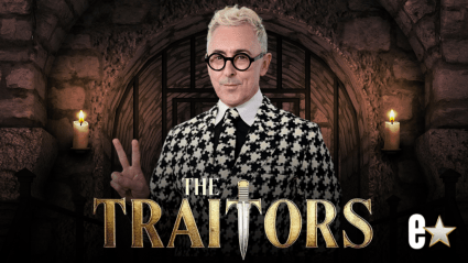 Alan Cumming, presentador de 'Traitors', quiere 'ver la otra cara' del programa como concursante.