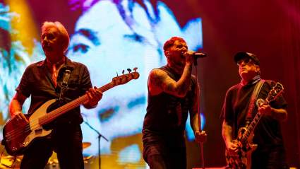 Banda de rock de los 70 saldrá de gira sin un músico clave para celebrar su 50 aniversario