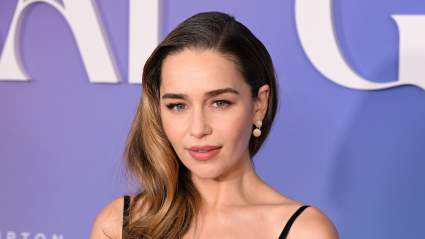 Emilia Clarke deslumbra con un vestido negro transparente: FOTOS