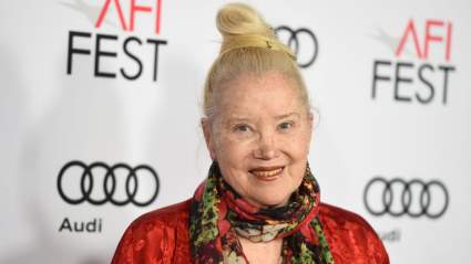 Las últimas palabras de la legendaria actriz Sally Kirkland a sus fans antes de su fallecimiento