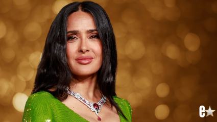 Salma Hayek, de 59 años, deslumbra con un espectacular vestido verde: 'Siempre impecable'