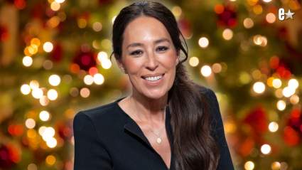 Joanna Gaines literalmente puso 20.000 luces centelleantes en el árbol de Navidad de su sala de estar: MIRA